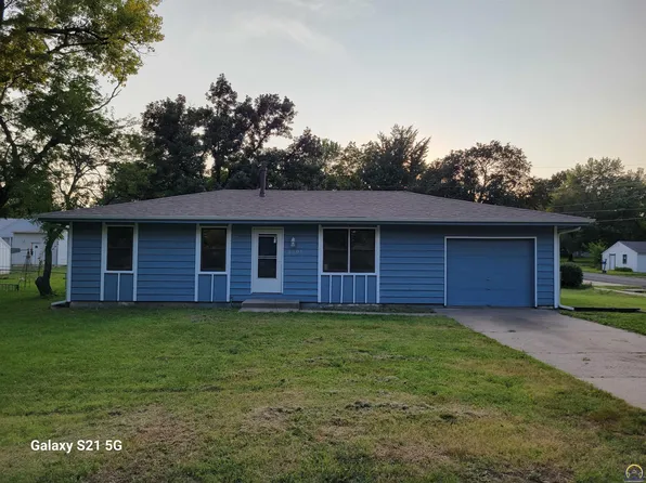 3201 SE Iowa Ave, Topeka, KS 66605