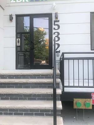 Rented by Clove Realty LLC | media 7