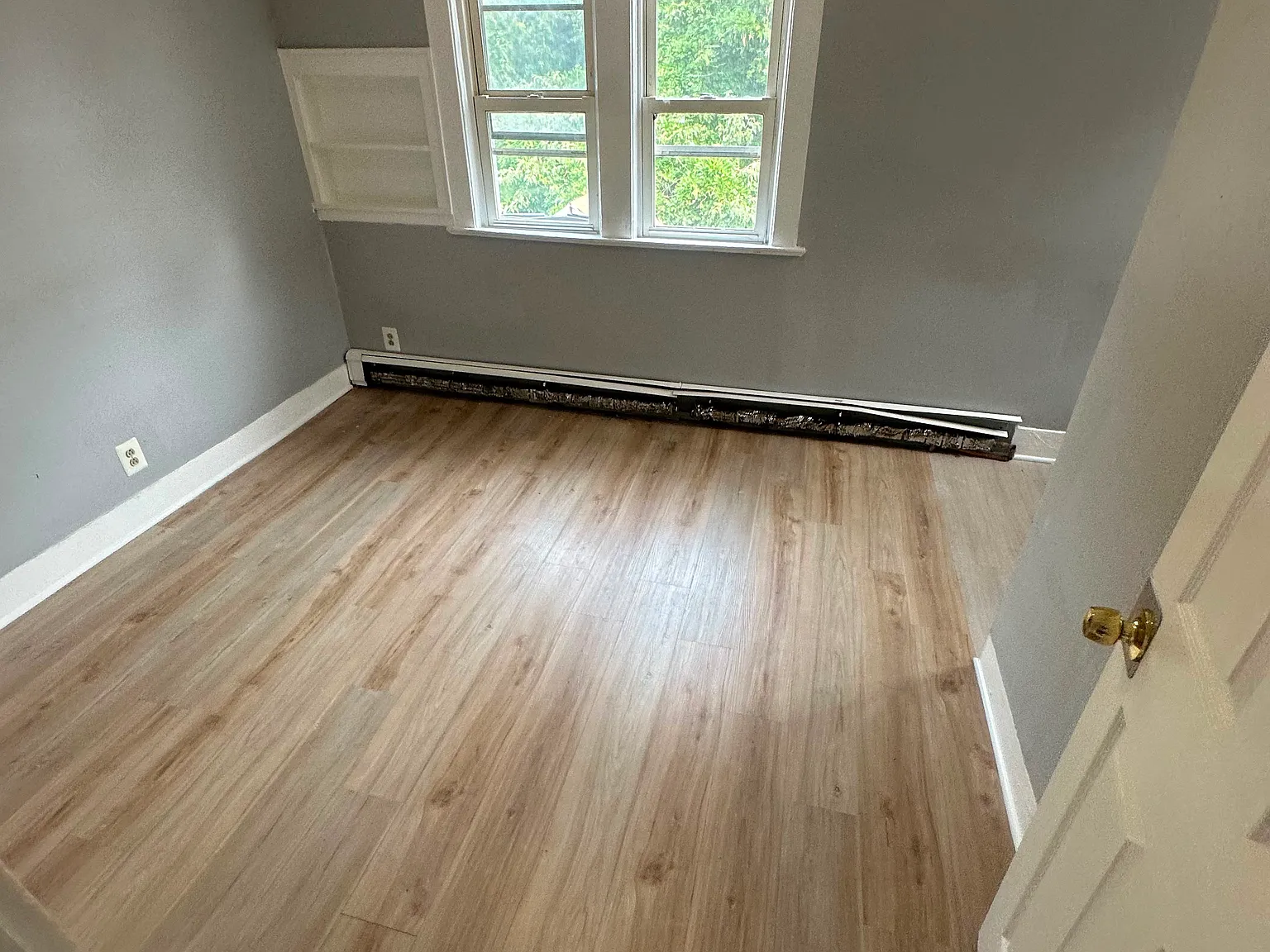 4 bed, 1.5 bath, $2,800 — Photo 3