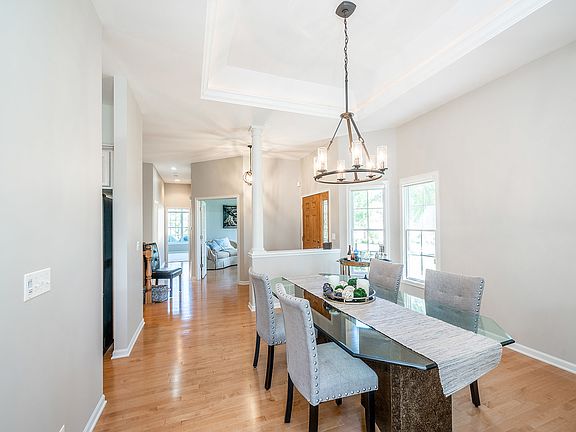 5th image of 4240 Coyote Lakes Cir