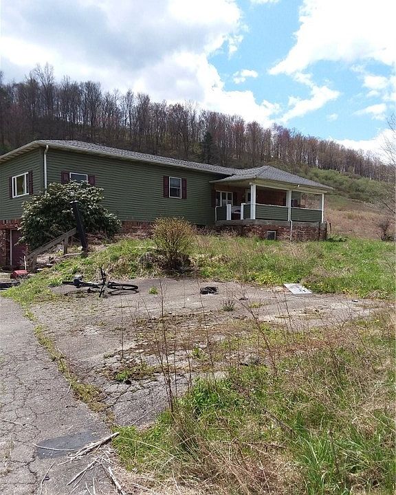 1st image of 26 Birch Ln