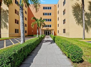 6980 NW 186th St APT 3-419, Hialeah, FL 33015