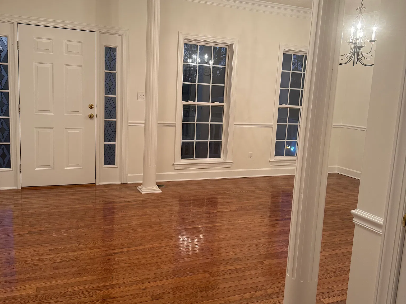 3 bed, 1920 sqft, $2,200 — Photo 3