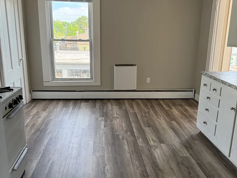 121A South St #3 — Photo 2