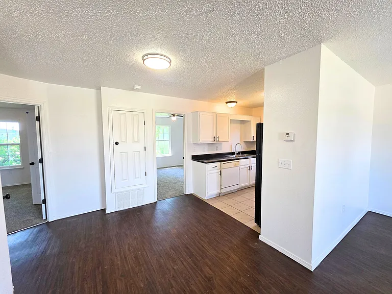 3501 SW Victoria Pl #2 — Photo 8