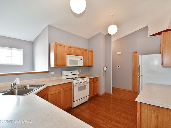3rd image of 257 Nicole Dr Unit B