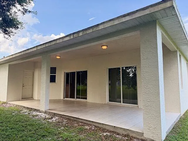 2619 SW Ann Arbor Rd — Photo 16