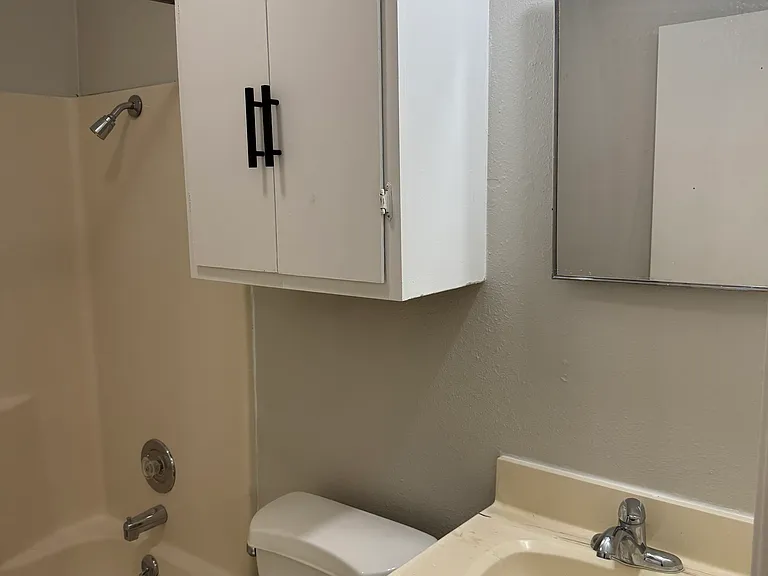 114 Poppy St #2 — Photo 7