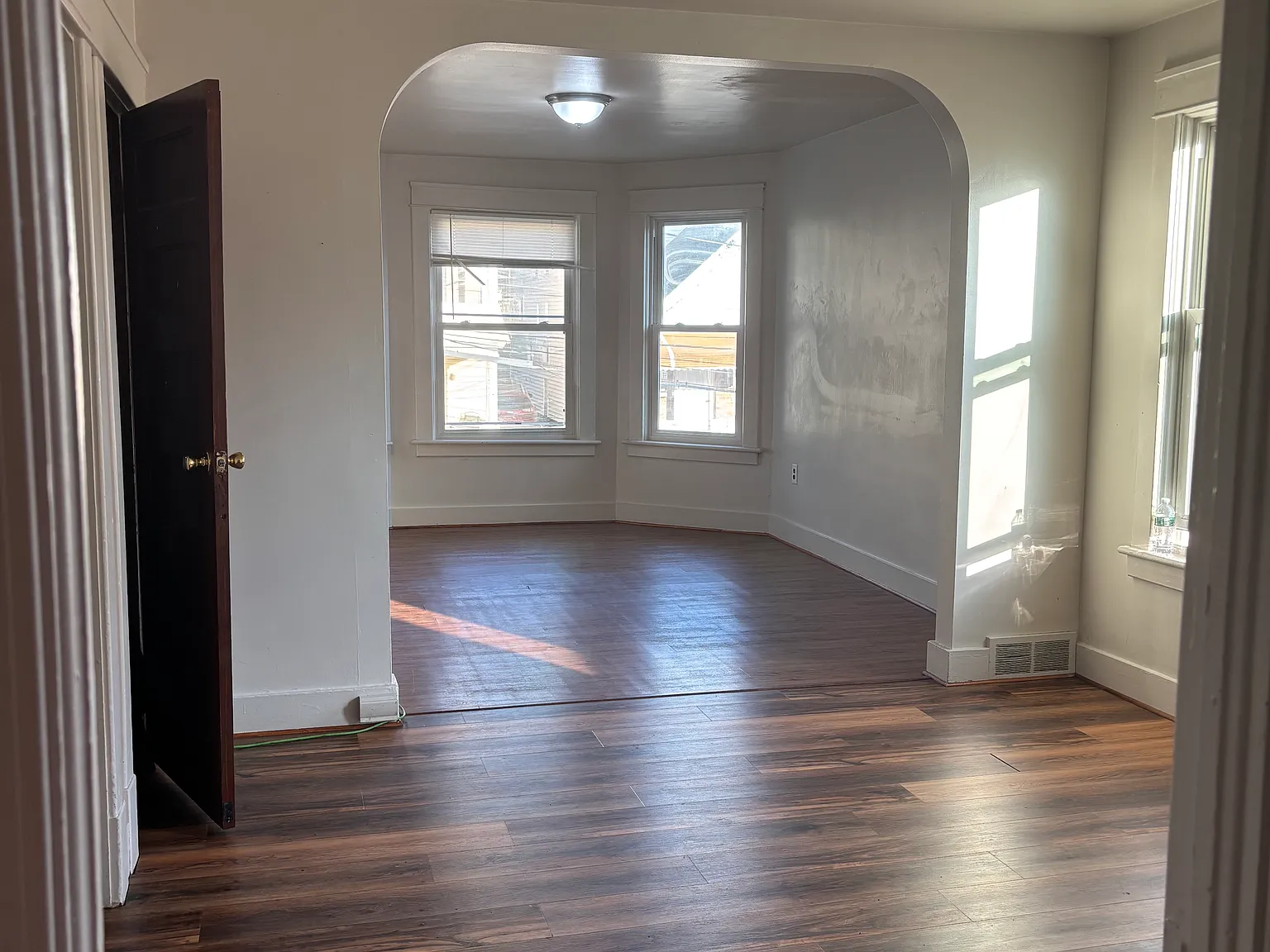 3 bed, 2166 sqft, $1,700 — Photo 3