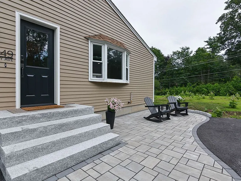49 Academy Ave — Photo 29