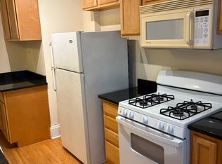 2783 Lancashire Rd APT 10, Cleveland, OH 44106