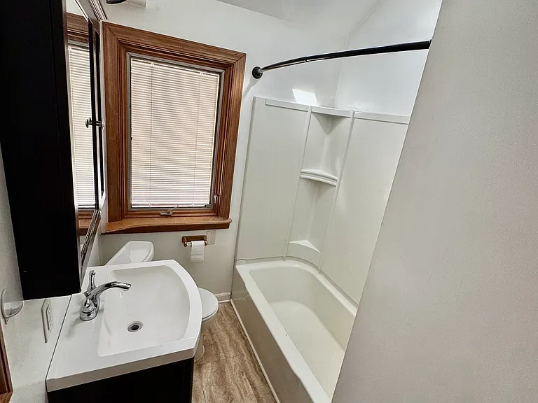 184 Hamilton Dr — Photo 24