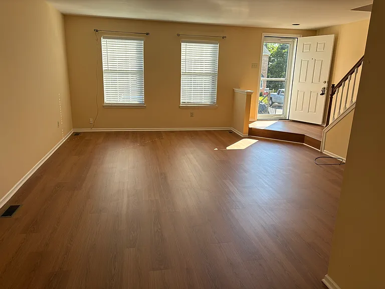 272 Lexington Rd — Photo 12