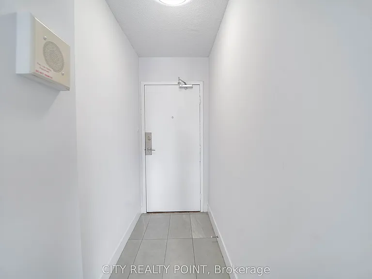 33 Isabella St #1701 — Photo 2