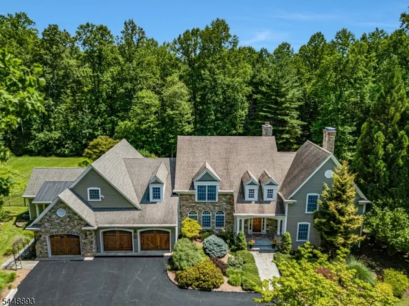 246 Beacon Hill Rd, Washington Twp., NJ 07830