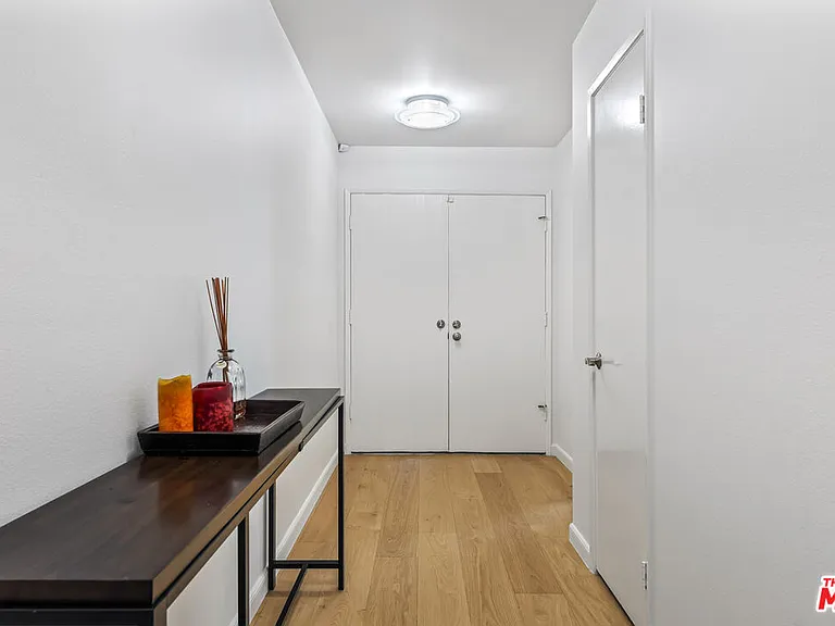 10600 Holman Ave #11 — Photo 47