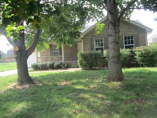 2216 Kim Dr — Photo 1
