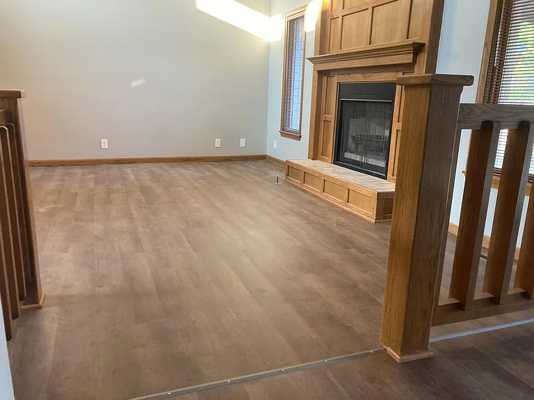 1511 N Lark Ln — Photo 5