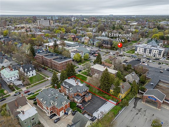 3rd image of 276 Summer St #24