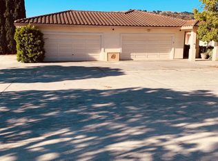 21 Vineyard Ct, Hollister, CA 95023