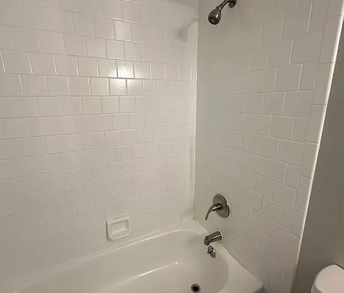 1125 Light St #B — Photo 11