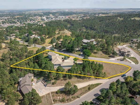1522 Flormann St, Rapid City, SD 57701