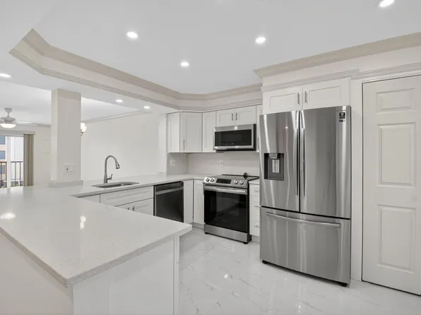 14375 Strathmore Lane #305, Delray Beach, FL 33446