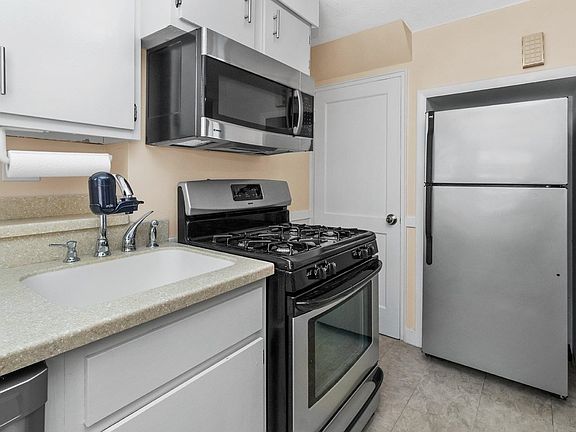 4th image of 84 Duff St Unit 84