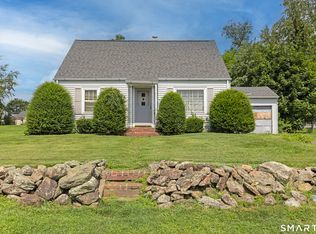 327 Anna Ave, Waterbury, CT 06708