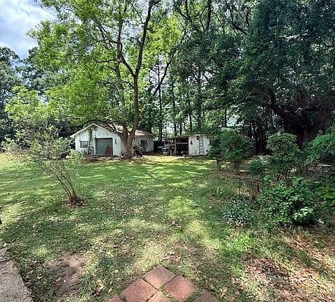 3rd image of 19655 Laird Dr