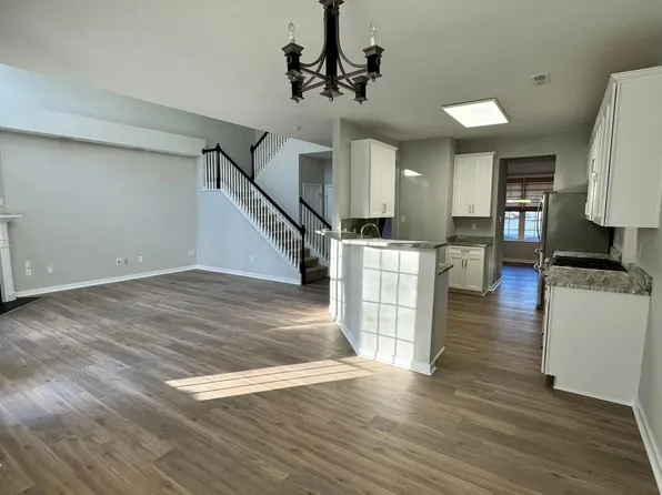 813 Parkland Pl, Glen Allen, VA 23059