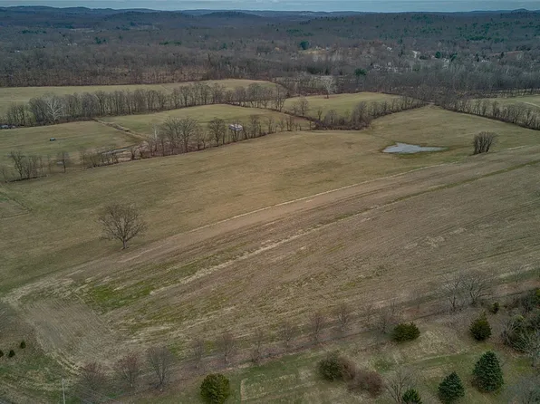 2010 Salt Point Turnpike, Pleasant Valley, NY 12569