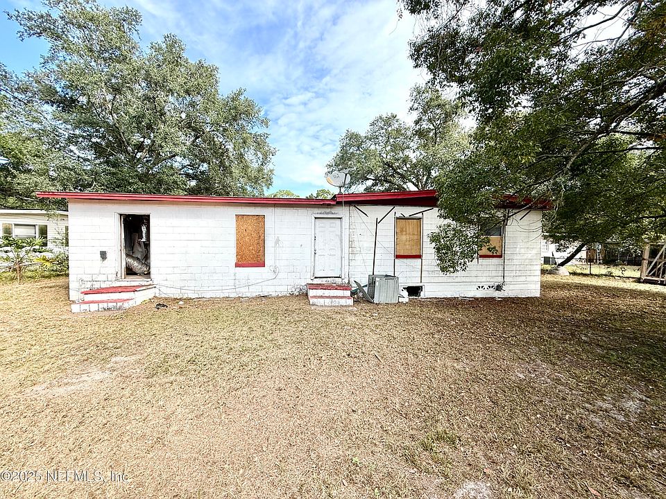 2nd image of 6148 STRAWFLOWER Place
