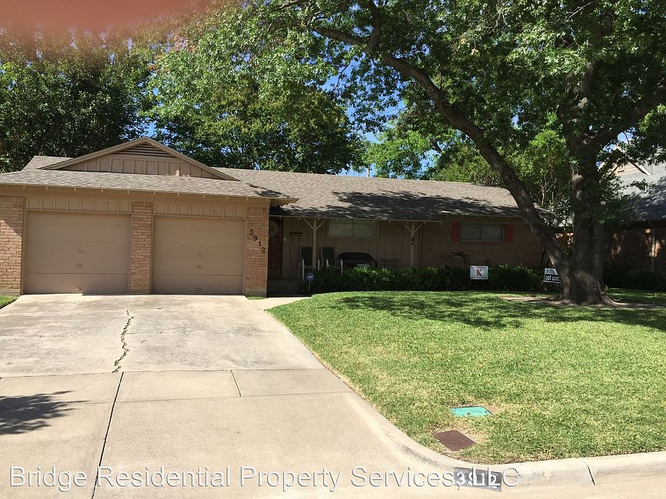 1st image of 3912 Lynncrest Dr