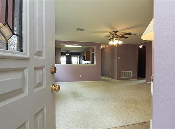 3rd image of 208 Brooke St