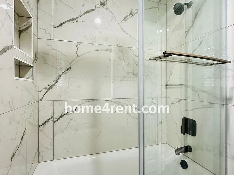 902 Sherman Pkwy — Photo 54