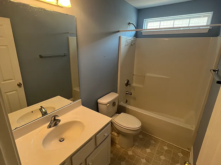 5218 Minnesota Dr — Photo 16