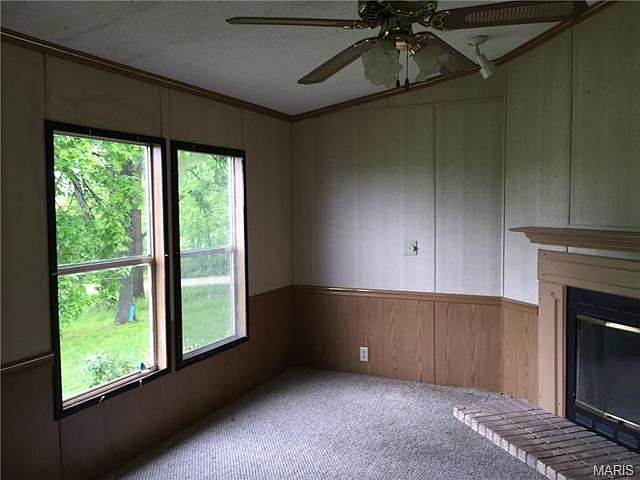 2nd image of 34 Hickory Hill Dr