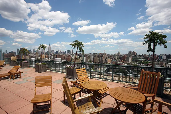 Rented by Rockrose | media 10