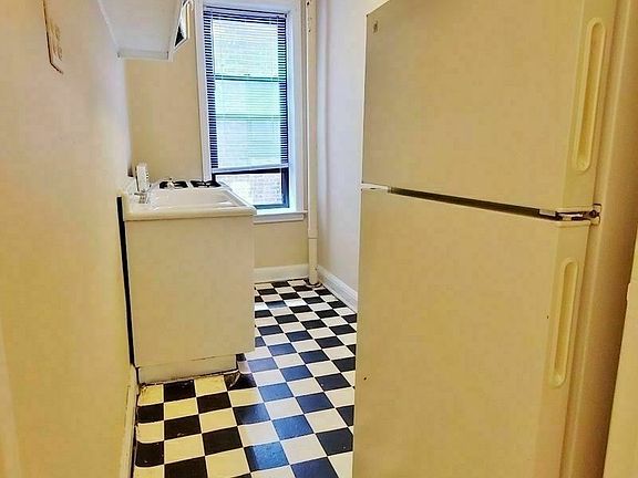 4th image of 30-53 29th St #3K
