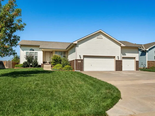 2425 S Lark Ln, Wichita, KS 67215