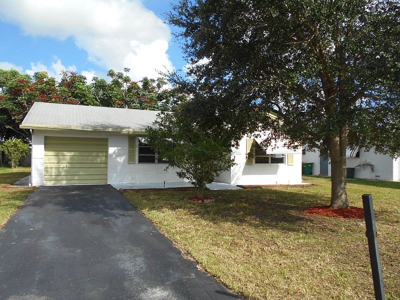 1st image of 8114 NW 92nd Ter