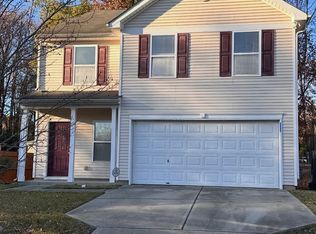 3131 Decapolis Dr, Charlotte, NC 28215