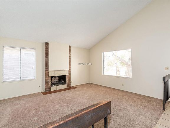 3rd image of 4860 W Montara Cir
