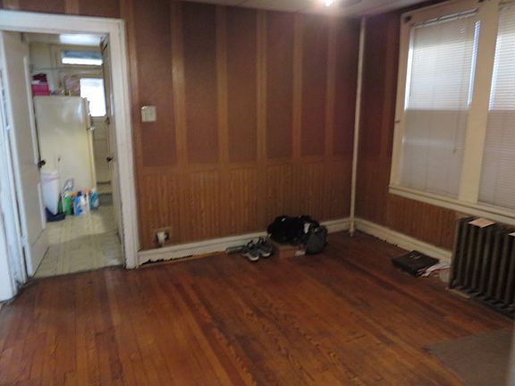 4th image of 1344 W 108th Pl