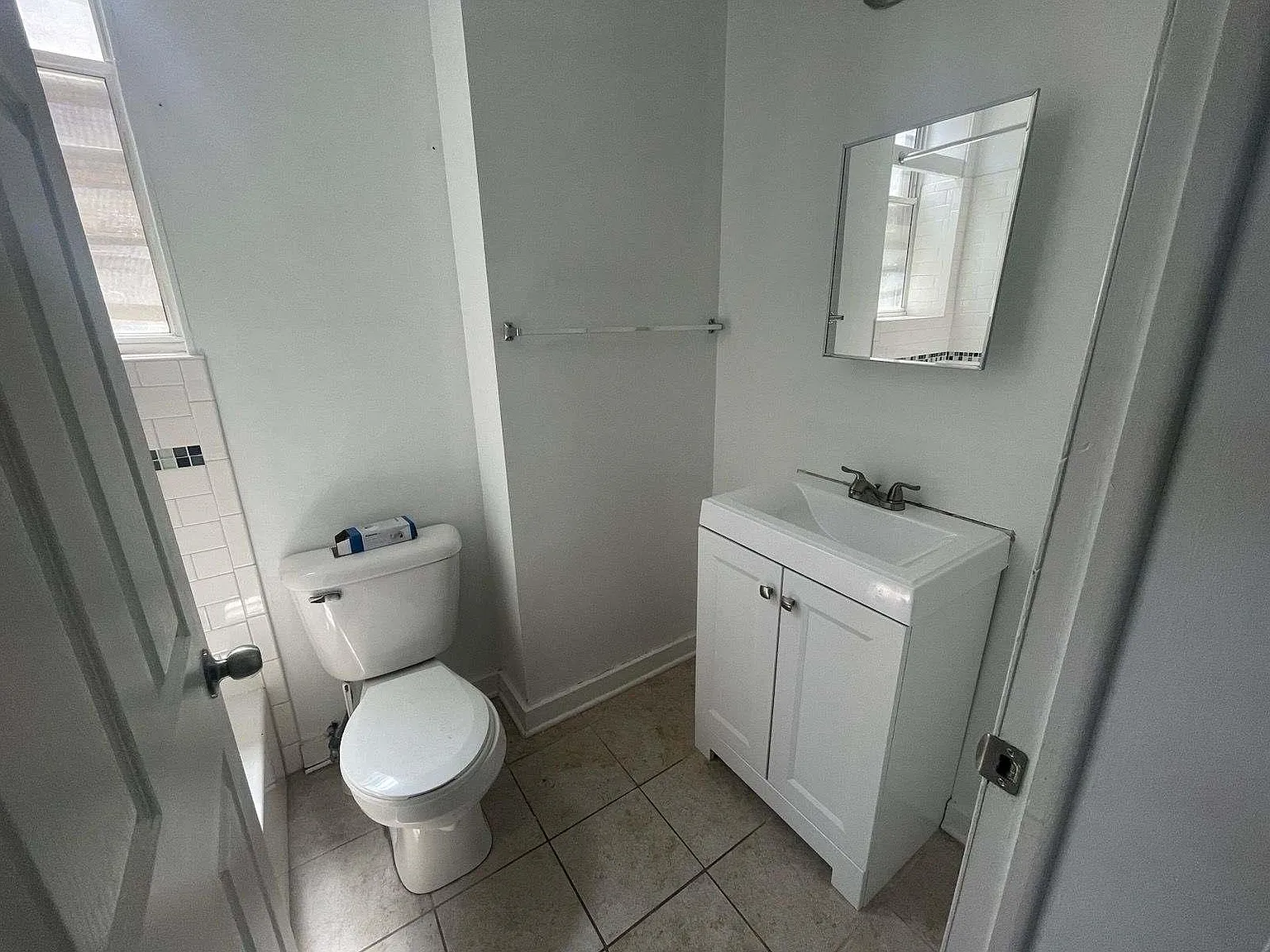 2 bed, 800 sqft, $1,500 — Photo 2