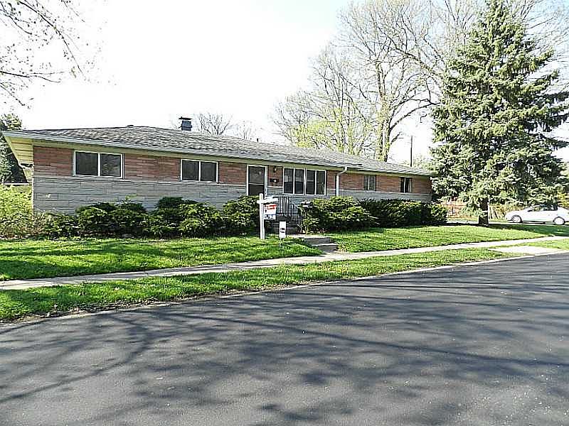 1st image of 5631 Meadowood Dr
