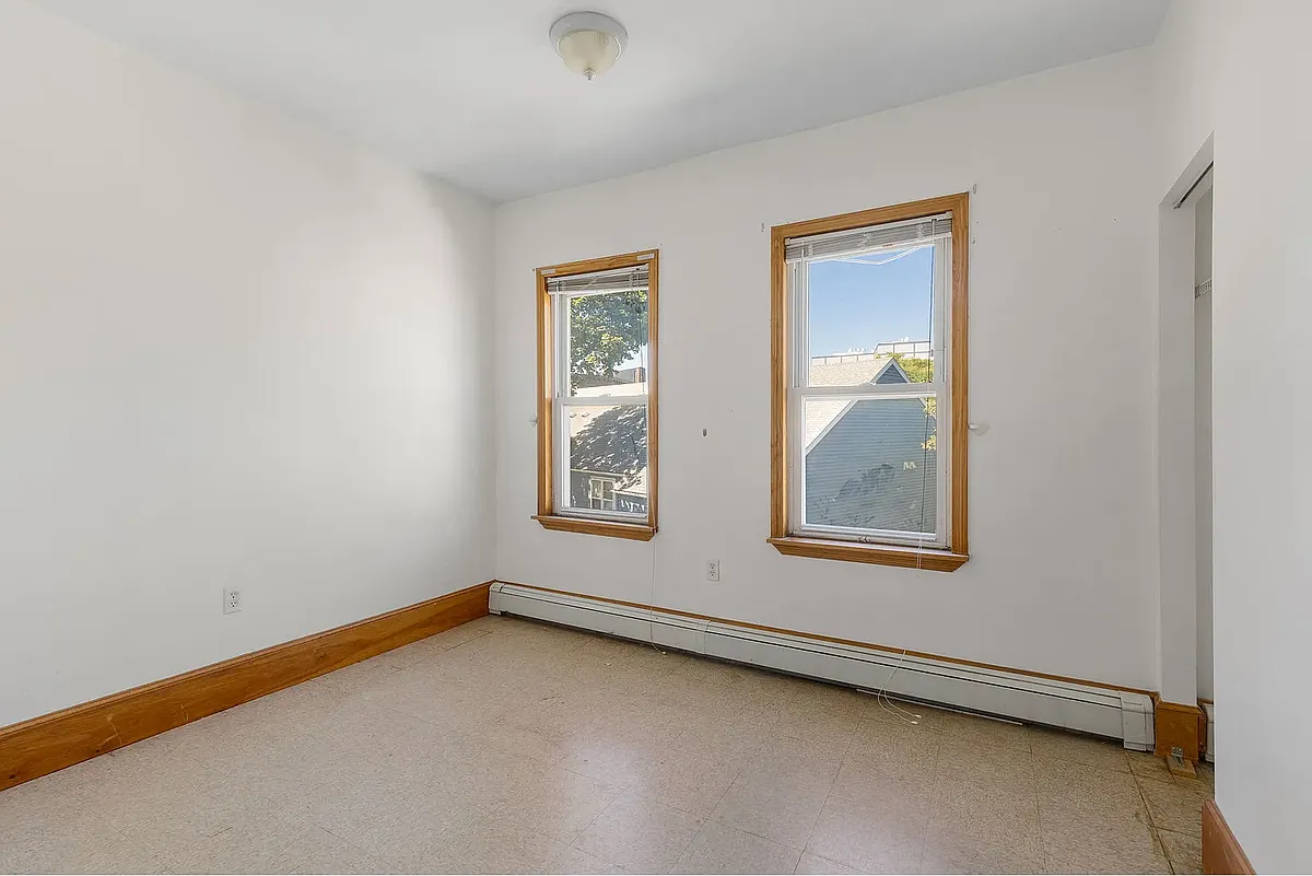 Building Photo - 237 Webster Ave #3