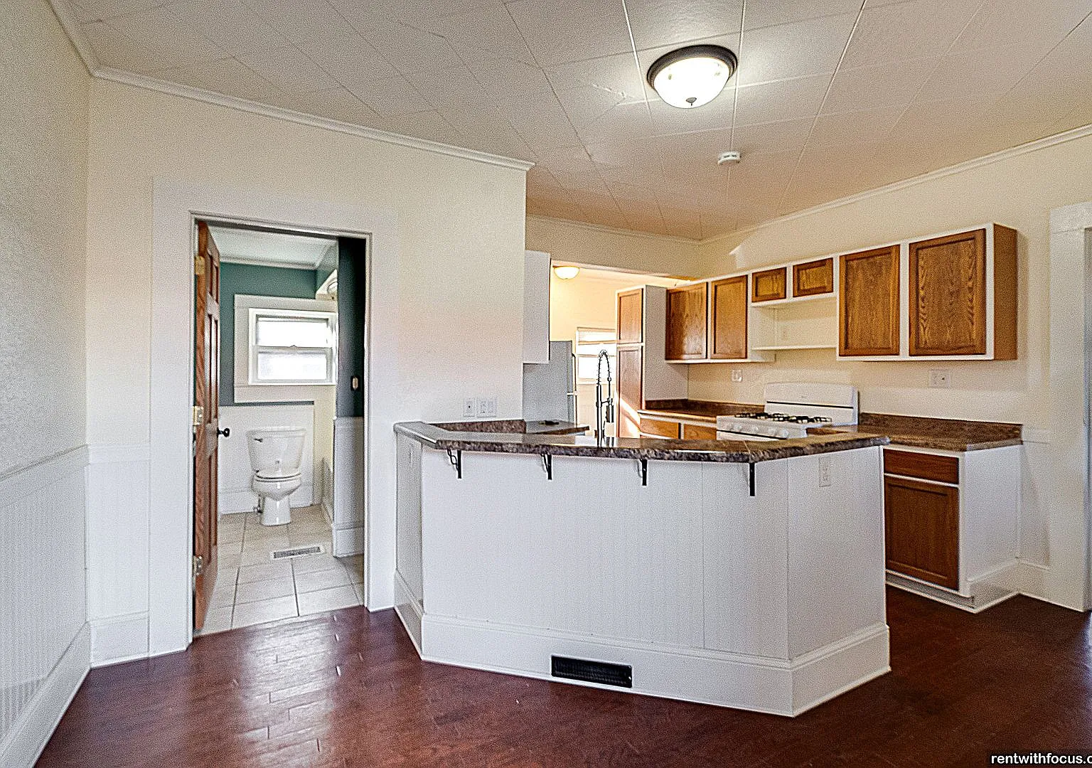 704 Otter Avenue — Photo 3