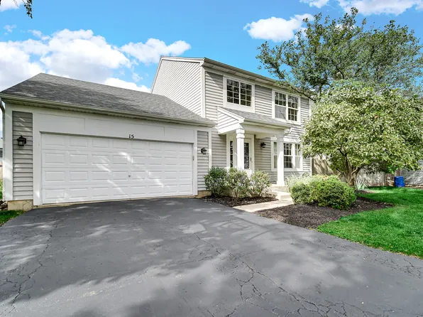15 Berkshire Ct, South Elgin, IL 60177